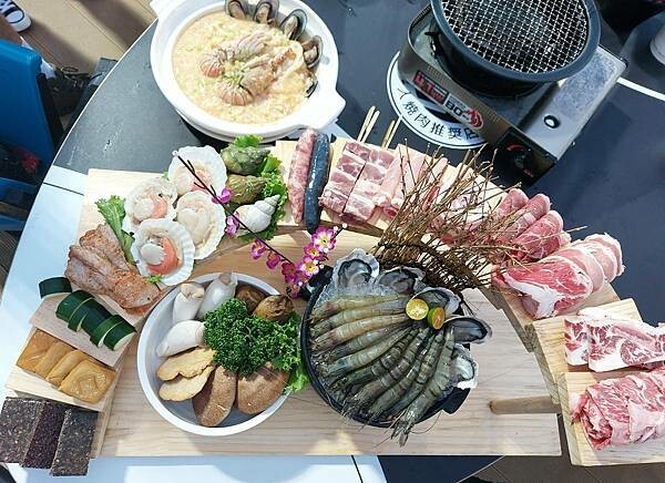 棒球場烤肉初體驗「桃猿快樂炒」看球賽還能一邊烤肉,很有趣的經歷