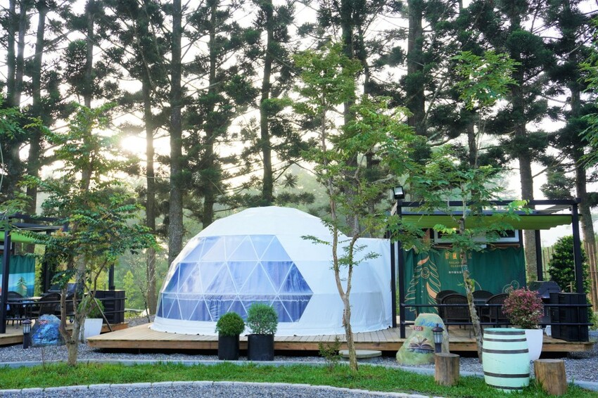 ▌南投露營 ▌峇嵐杉丘|新開幕絕美星空帳6星級奢華享受,澎派BBQ吃到飽,一泊三食森林深呼吸