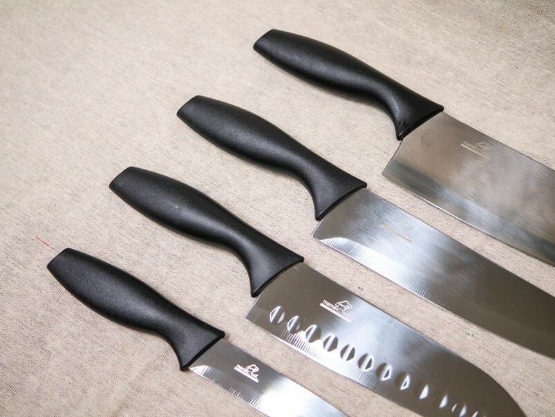 【開箱】義大利MamaCook廚神系列-黑鑽鈦晶鋼4刀5件組，一組刀具滿足日常料理所需！