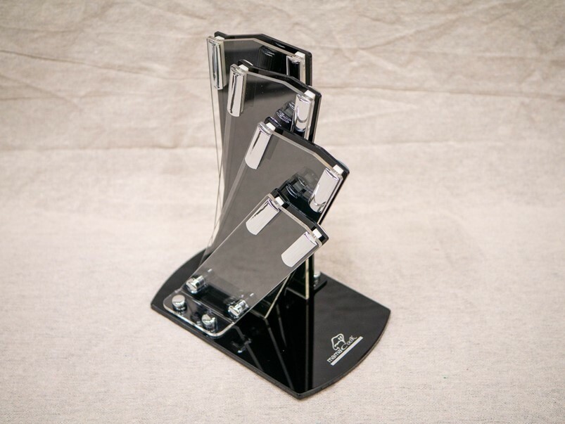 【開箱】義大利MamaCook廚神系列-黑鑽鈦晶鋼4刀5件組，一組刀具滿足日常料理所需！