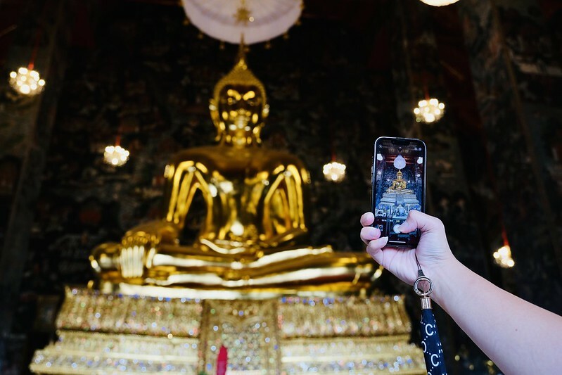 【亞洲，泰國，曼谷】初次見面，請多指教的「紅色大鞦韆」與「蘇泰寺 Wat Sutha tวัดสุทัศนเทพวราราม」。（