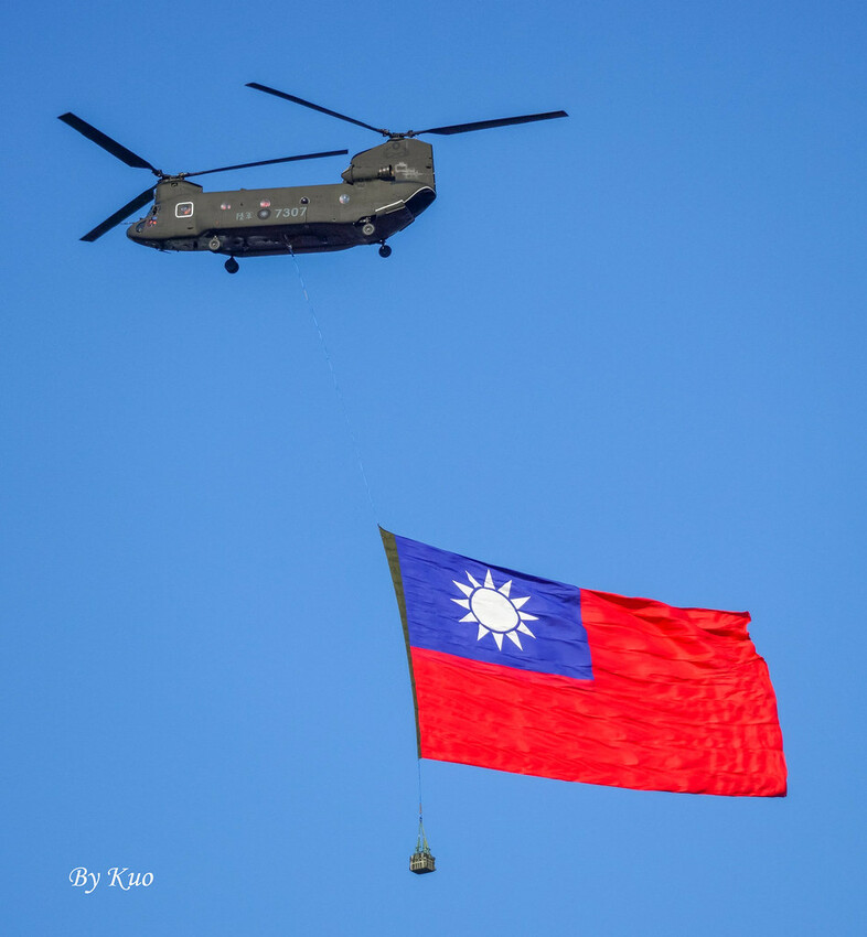 【台北活動】2022總統府國慶光雕秀。絢麗光影之美璀璨登場(展期2022/10/06~2022/10/10)│國慶日活動‧雷虎小