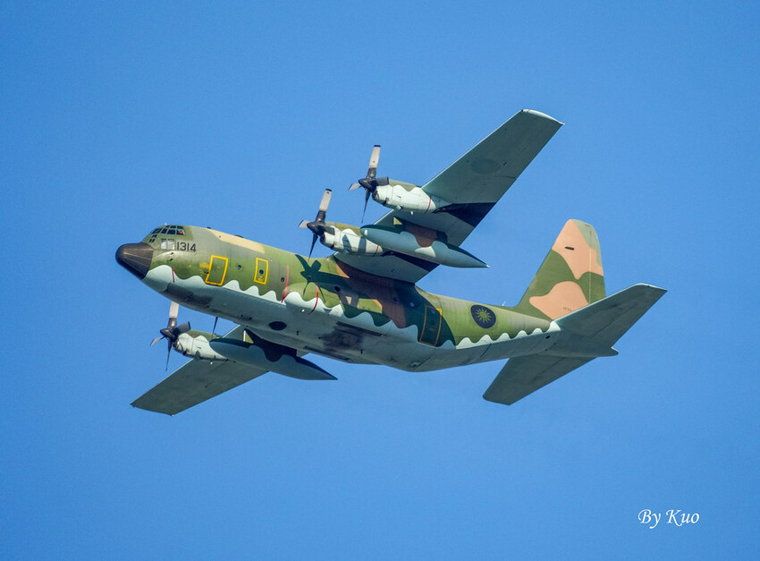 【台北活動】2022總統府國慶光雕秀。絢麗光影之美璀璨登場(展期2022/10/06~2022/10/10)│國慶日活動‧雷虎小