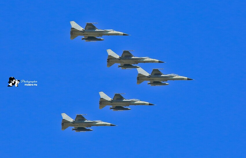 【台北活動】2022總統府國慶光雕秀。絢麗光影之美璀璨登場(展期2022/10/06~2022/10/10)│國慶日活動‧雷虎小