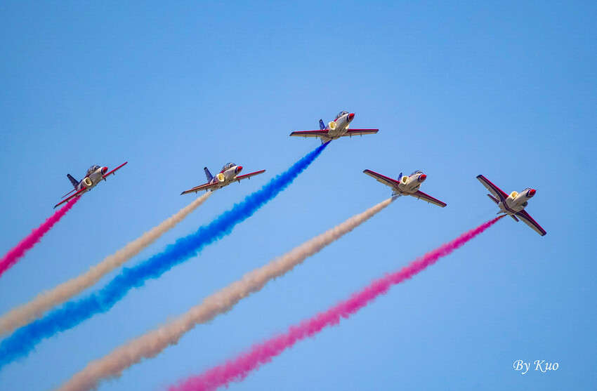 【台北活動】2022總統府國慶光雕秀。絢麗光影之美璀璨登場(展期2022/10/06~2022/10/10)│國慶日活動‧雷虎小