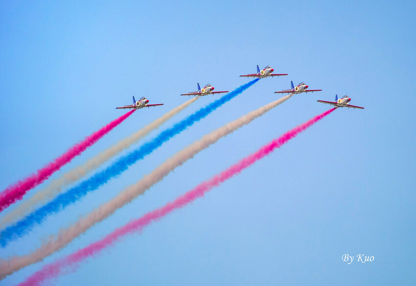 【台北活動】2022總統府國慶光雕秀。絢麗光影之美璀璨登場(展期2022/10/06~2022/10/10)│國慶日活動‧雷虎小