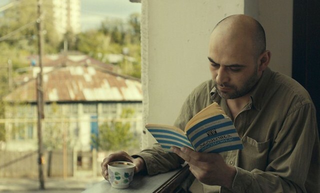 The Movie posters & stills of Georgia Movie 電影《喬治亞天空下》(Ras vkhedavt, rodesac cas vukurebt?/What Do We See When We Look at the Sky?) will be launching in Taiwan from Nov 18 onwards.