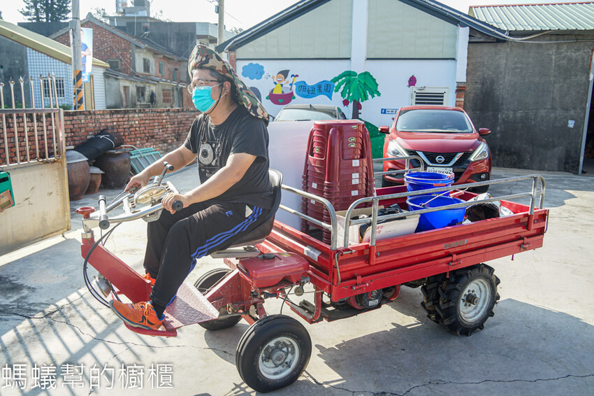 妞妞果園 | 青農帶路農遊趣，阿瑋米香、晨照溫室，火龍果盆栽。 - 螞蟻幫的櫥櫃