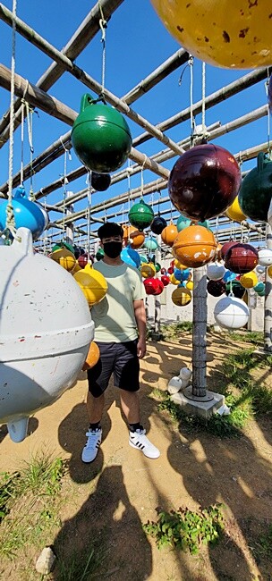 南寮古厝浮球秘境║IG網美爆紅澎湖必拍景點，探訪在地咕咾石牆老宅風情！！