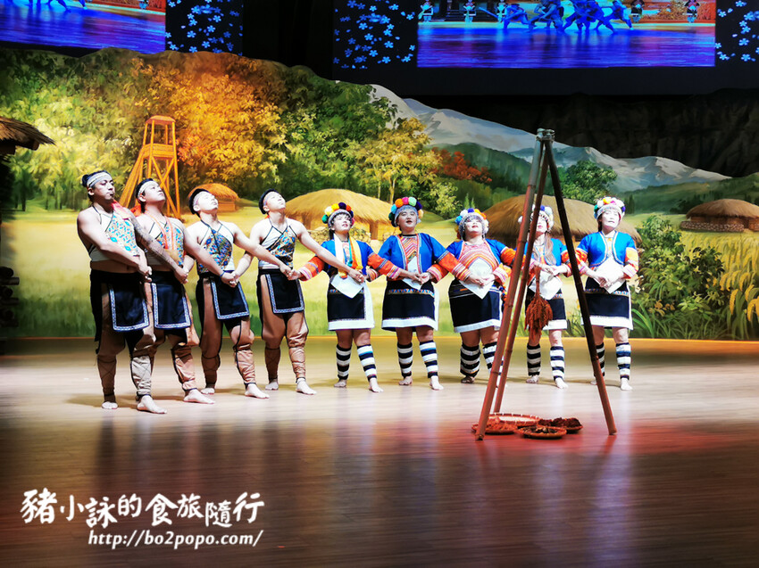 嘉義。番路》逐鹿文創園區+觸口遊客中心。梅花鹿餵食。鄒族歌舞表演