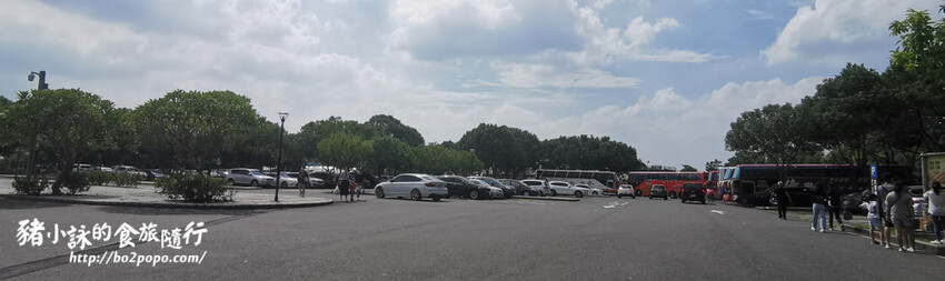 嘉義。番路》逐鹿文創園區+觸口遊客中心。梅花鹿餵食。鄒族歌舞表演