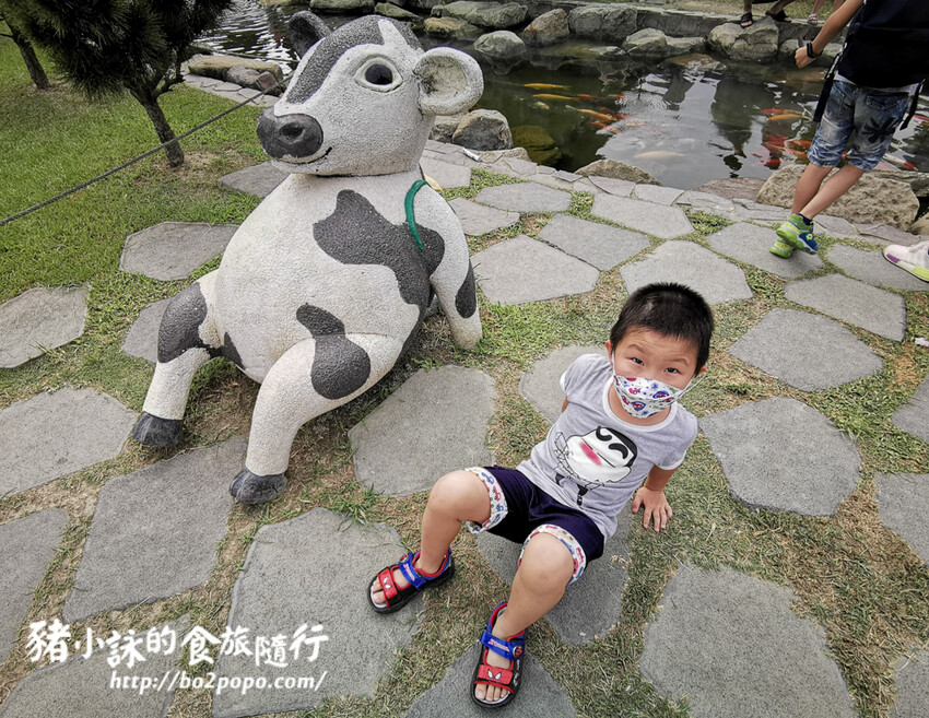 雲林。崙背》千巧谷牛樂園牧場。可愛擔當又免門票的親子農場