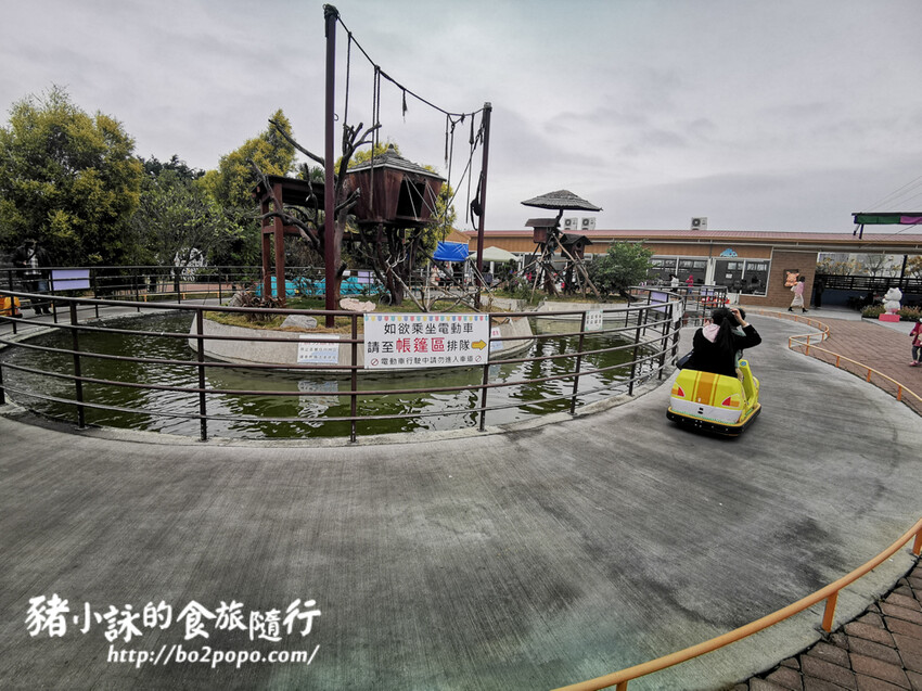 嘉義。民雄》三隻小豬觀光農場。有童話世界場景又有小動物的親子農場