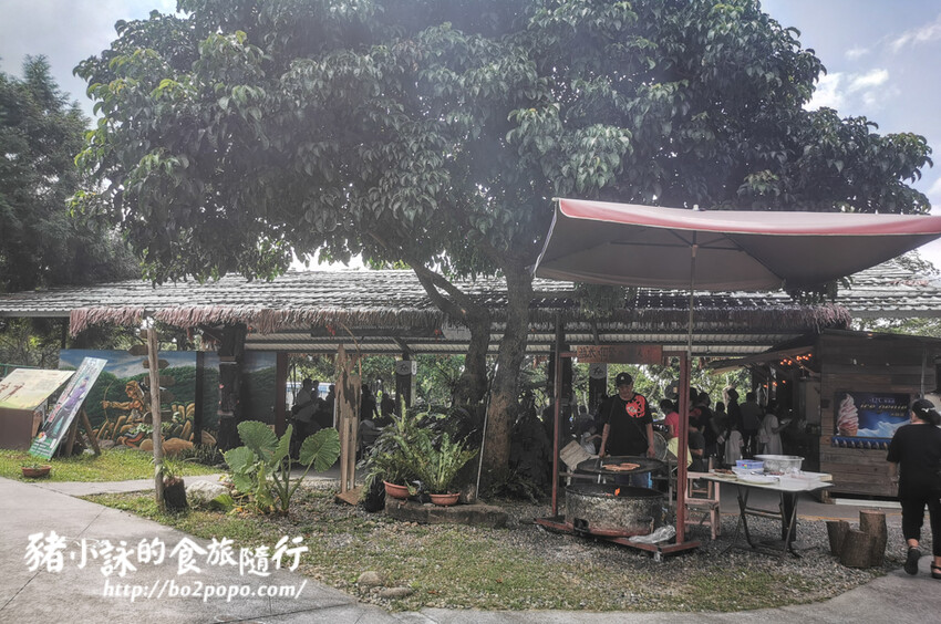 嘉義。番路》逐鹿文創園區+觸口遊客中心。梅花鹿餵食。鄒族歌舞表演