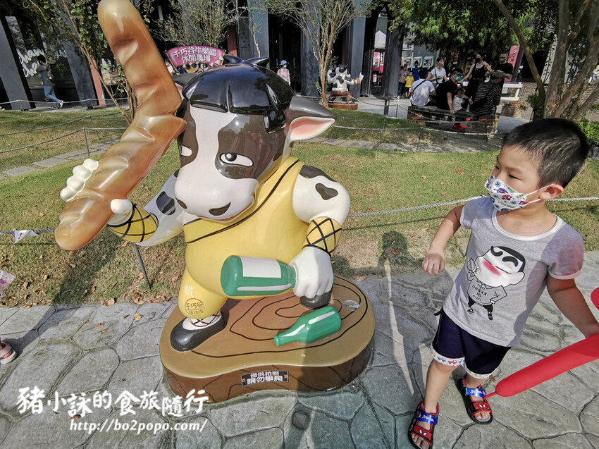 雲林。崙背》千巧谷牛樂園牧場。可愛擔當又免門票的親子農場