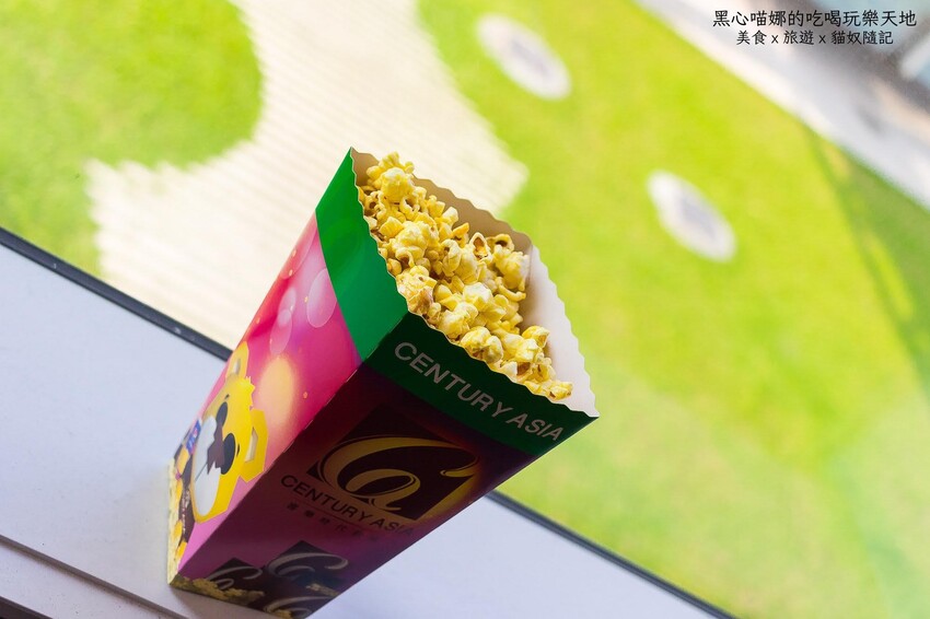 2022高雄最美喜樂時代影城新開幕　１４個影廳、４Ｋ雷射高畫質與環繞音效，居然還有滑梯球池兒童影廳！（高雄總圖店）