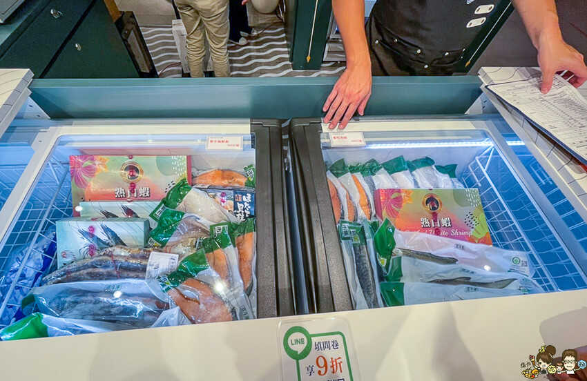 首度實體店鋪快閃櫃 新鮮市集，獨家超值海鮮組、新鮮配送、獨家引進精品葡萄酒 X 漢神百貨 B3 - 跟著尼力吃喝玩樂＆親子生活