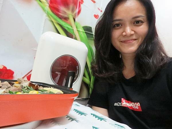 質感生活【日本Hirone】新橘黑 水蒸式健康蒸煮燒烤盤(含蓋+隔熱夾1雙) 燒烤、煎煮、蒸煮 輕鬆好料理