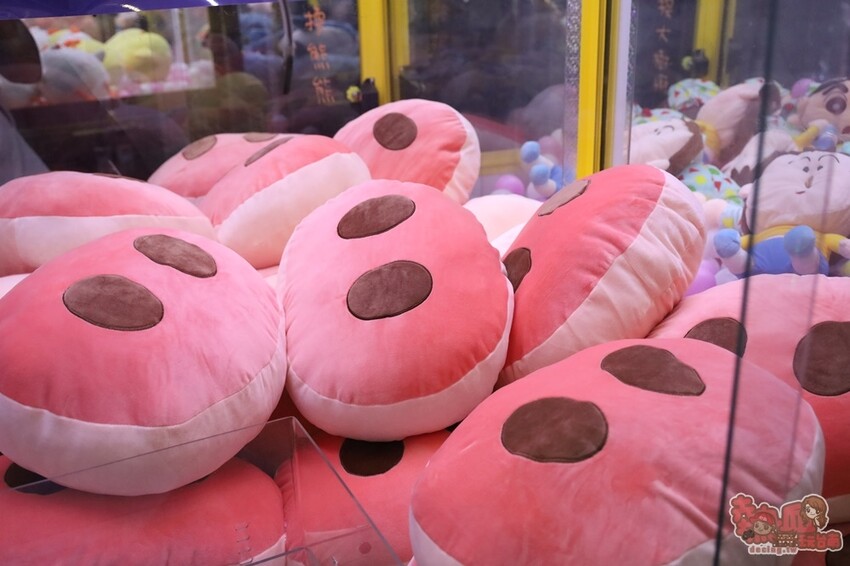 【台南娛樂】夾客棧物流商城！台南唯一一間夾娃娃送摸彩，最大獎五十吋液晶電視送給你~ - 熱血玩台南。跳躍新世界