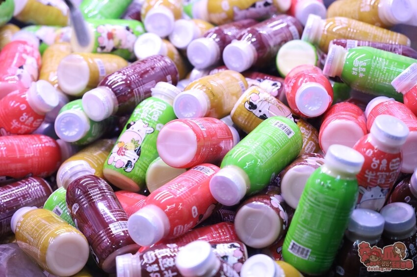 【台南娛樂】夾客棧物流商城！台南唯一一間夾娃娃送摸彩，最大獎五十吋液晶電視送給你~ - 熱血玩台南。跳躍新世界