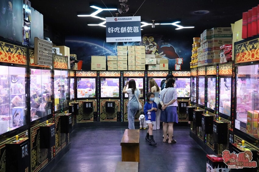 【台南娛樂】夾客棧物流商城！台南唯一一間夾娃娃送摸彩，最大獎五十吋液晶電視送給你~ - 熱血玩台南。跳躍新世界