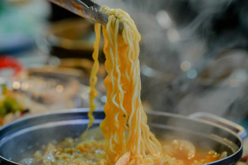 秀敏家炭火烤蛤蠣 Ｘ魔王 韓國釜山青沙浦美食推薦 綜合烤貝類新鮮味美