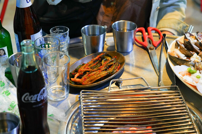 秀敏家炭火烤蛤蠣 Ｘ魔王 韓國釜山青沙浦美食推薦 綜合烤貝類新鮮味美