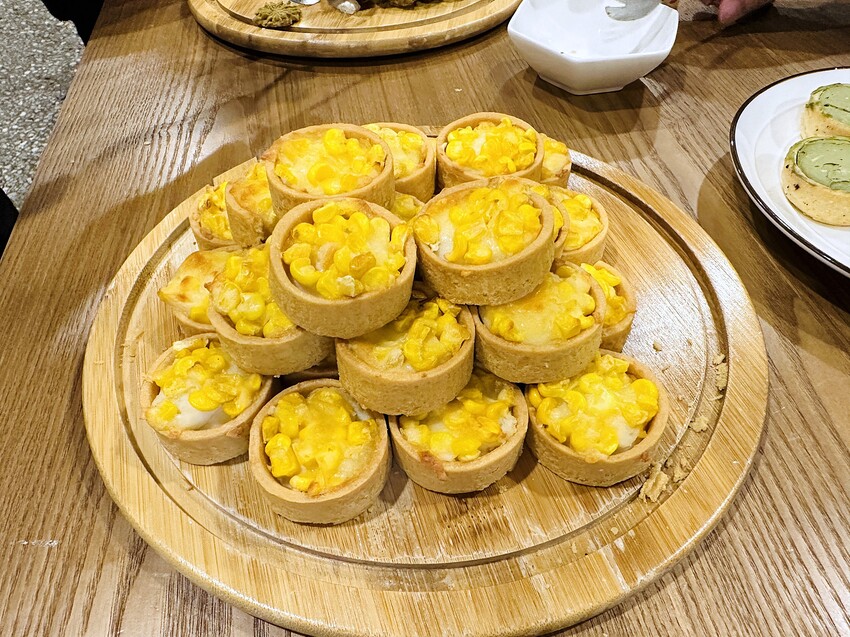 【蟬說：和社山林】教育中心四人房ｘ手作體驗│蟬說雅築ｘ泡山林秘境溫泉│深度走訪羅娜部落ｘ體驗木杵敲擊│梅子夢工廠ｘ梅精酵素霜淇淋