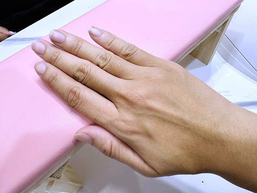 【Wor美甲美學 三重店】三重美甲推薦！氣質法式指甲彩繪ｘ手部基礎保養，凝膠美甲設計款！