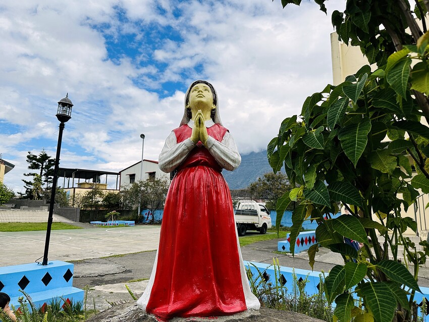 【蟬說：和社山林】教育中心四人房ｘ手作體驗│蟬說雅築ｘ泡山林秘境溫泉│深度走訪羅娜部落ｘ體驗木杵敲擊│梅子夢工廠ｘ梅精酵素霜淇淋