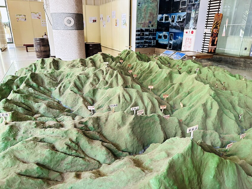 【蟬說：和社山林】教育中心四人房ｘ手作體驗│蟬說雅築ｘ泡山林秘境溫泉│深度走訪羅娜部落ｘ體驗木杵敲擊│梅子夢工廠ｘ梅精酵素霜淇淋