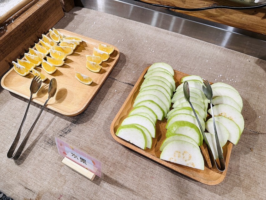 【蟬說：和社山林】教育中心四人房ｘ手作體驗│蟬說雅築ｘ泡山林秘境溫泉│深度走訪羅娜部落ｘ體驗木杵敲擊│梅子夢工廠ｘ梅精酵素霜淇淋