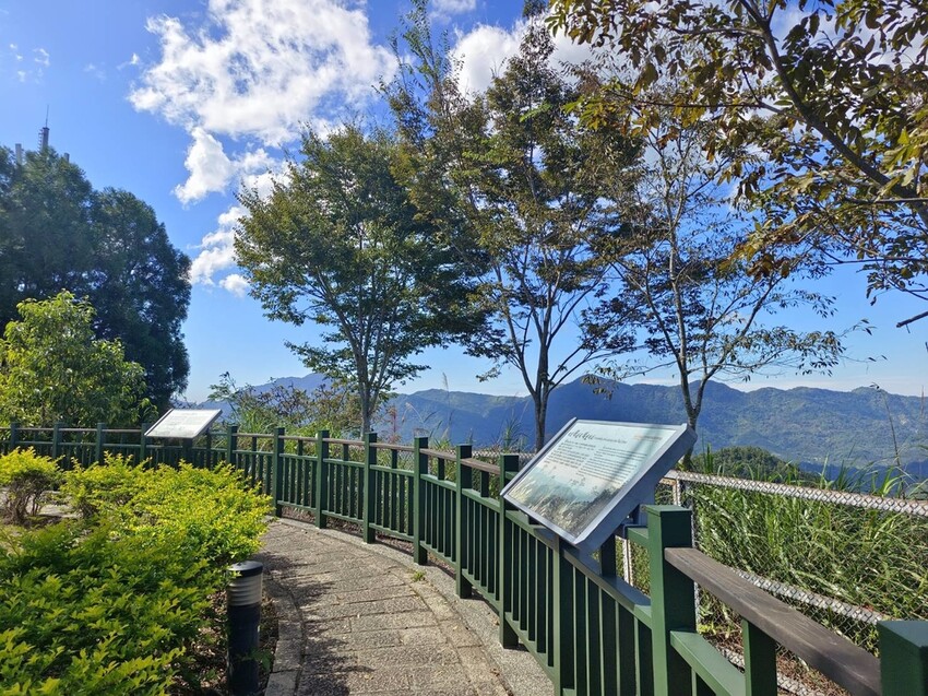 380180.jpg - 【南投】全台最親民的散步小百岳no49。日月潭貓囒山1.35k飽覽超美日月潭日出風光