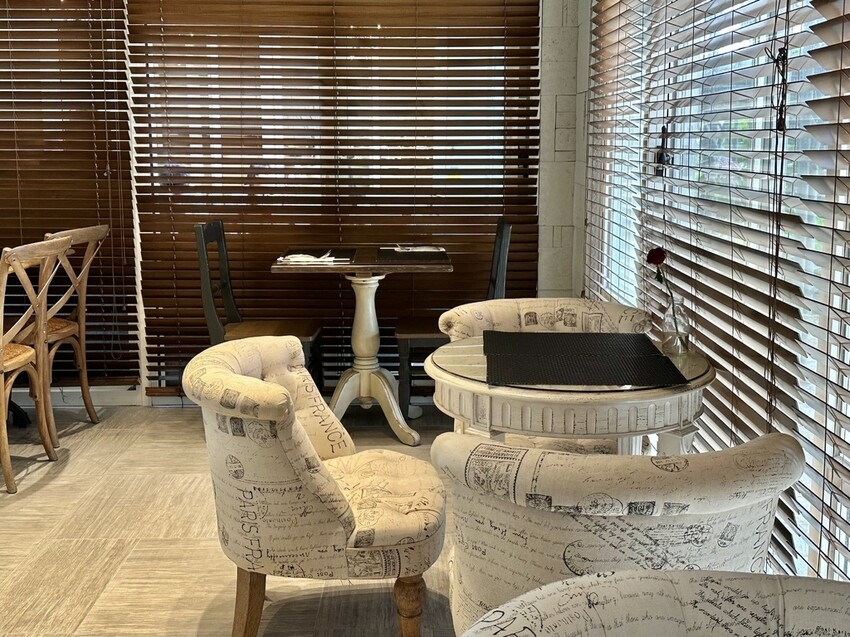 74A4ADB5-56DB-4D06-A2A7-A732E45C4928.jpg 74A4ADB5-56DB-4D06-A2A7-A732E45C4928.jpg