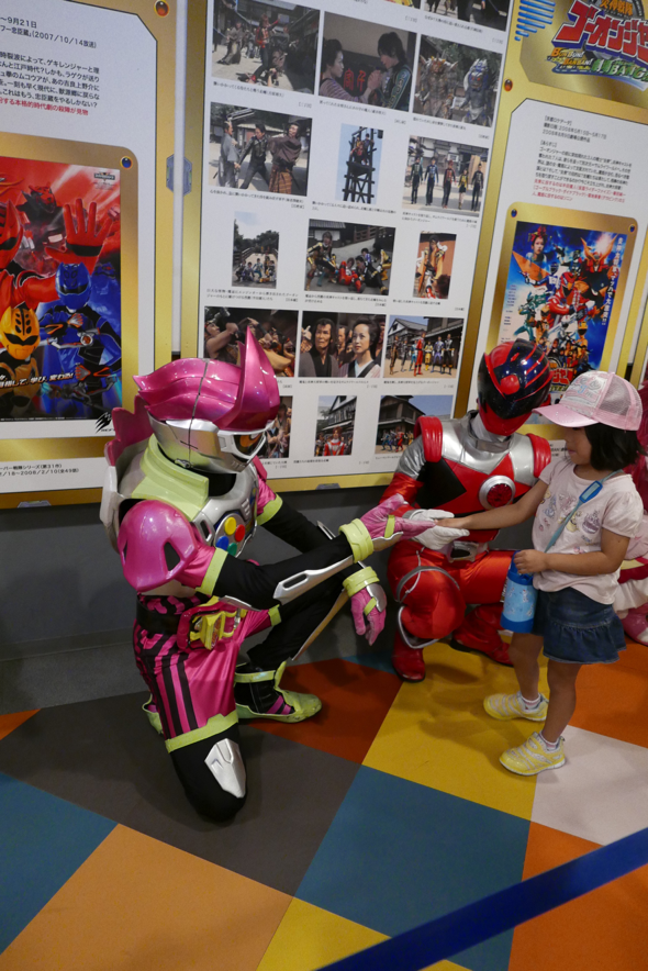 【旅遊/行程/FUN! JAPAN特派員-佩雯姐】日本京都太秦映畫村與偶像假面騎士的初次見面~握手見面會讓人既期待