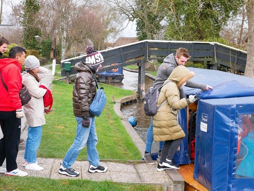 荷蘭威尼斯:羊角村Giethoorn浪漫遊運河、晚餐吃Smit Giethoorn