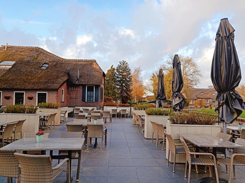 荷蘭威尼斯:羊角村Giethoorn浪漫遊運河、晚餐吃Smit Giethoorn