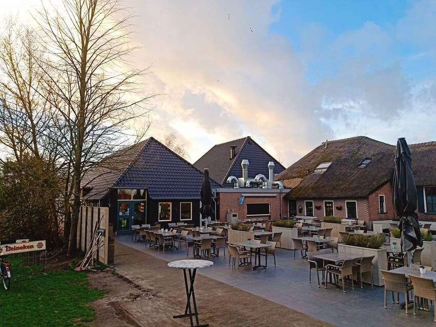 荷蘭威尼斯:羊角村Giethoorn浪漫遊運河、晚餐吃Smit Giethoorn