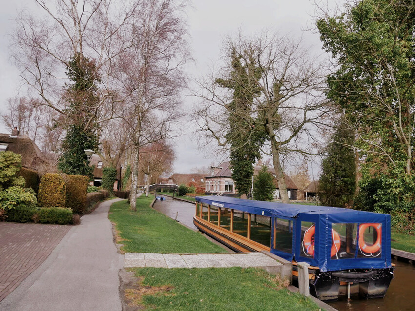 荷蘭威尼斯:羊角村Giethoorn浪漫遊運河、晚餐吃Smit Giethoorn