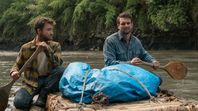 Daniel-Radcliffe-and-Alex-Russel-in-Jungle.jpg
