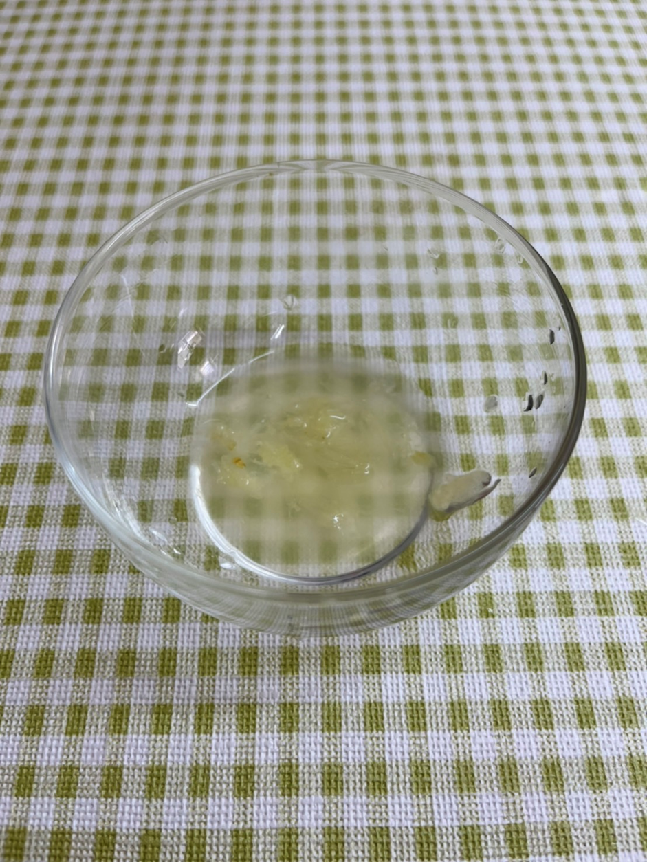 地瓜薯條沾醬，地瓜薯條配上塔塔醬超級好吃！推薦擁有扎實口感的瓜瓜園地瓜薯條！