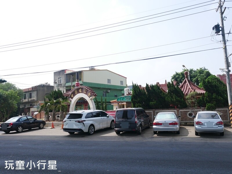 彰化景點｜和美烏溪廊道親子公園，國道3號橋下公園有遮蔭不怕晒｜彰化玩沙