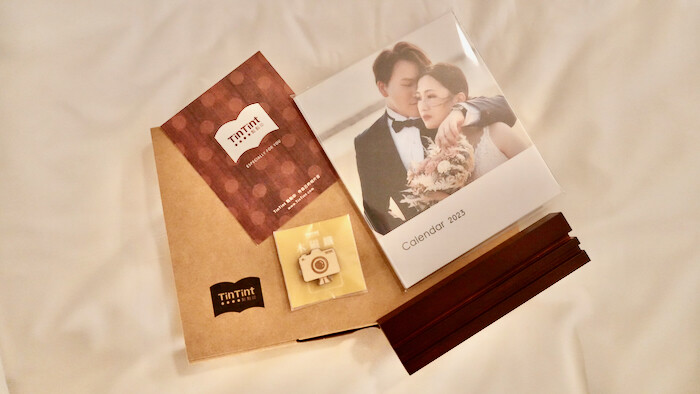 [送禮推薦] 點點印木座桌曆｜結婚禮物首選推薦！DIY客製化月曆全記錄