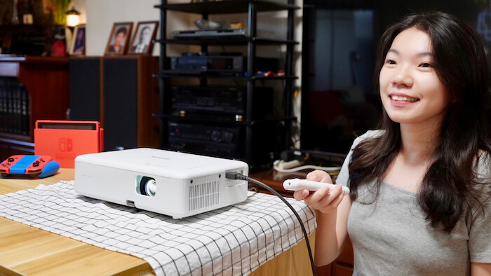 [3C] Epson CO-W01投影機開箱｜最新上市！超輕便商用／家用投影機推薦！