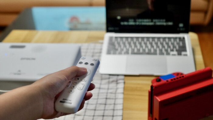 [3C] Epson CO-W01投影機開箱｜最新上市！超輕便商用／家用投影機推薦！