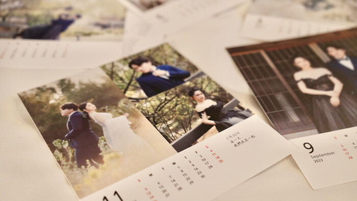 [送禮推薦] 點點印木座桌曆｜結婚禮物首選推薦！DIY客製化月曆全記錄