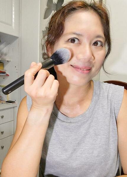 義大利彩妝品牌推薦/Kiko/平價好用、質感、高cp值刷具-腮紅刷/跟著momo歐美日買買買/連線代購彩妝好物分享