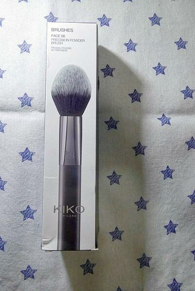 義大利彩妝品牌推薦/Kiko/平價好用、質感、高cp值刷具-腮紅刷/跟著momo歐美日買買買/連線代購彩妝好物分享