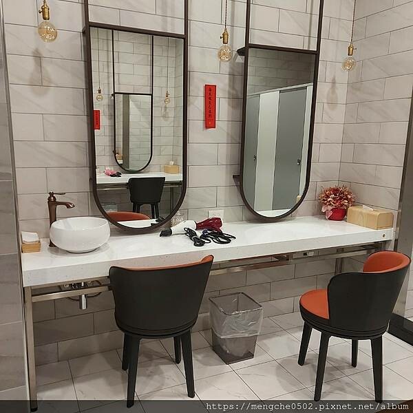 Bsh彼昂運動家-用拿鐵說聲早安，採光最美整齊又乾淨的台中西屯健身房推薦？！