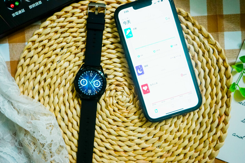 Fateir 菲堤兒【AK智慧手錶】高清觸控螢幕運動手錶，多款錶面可更換，多種運動模式、血氧心跳監測，持久續